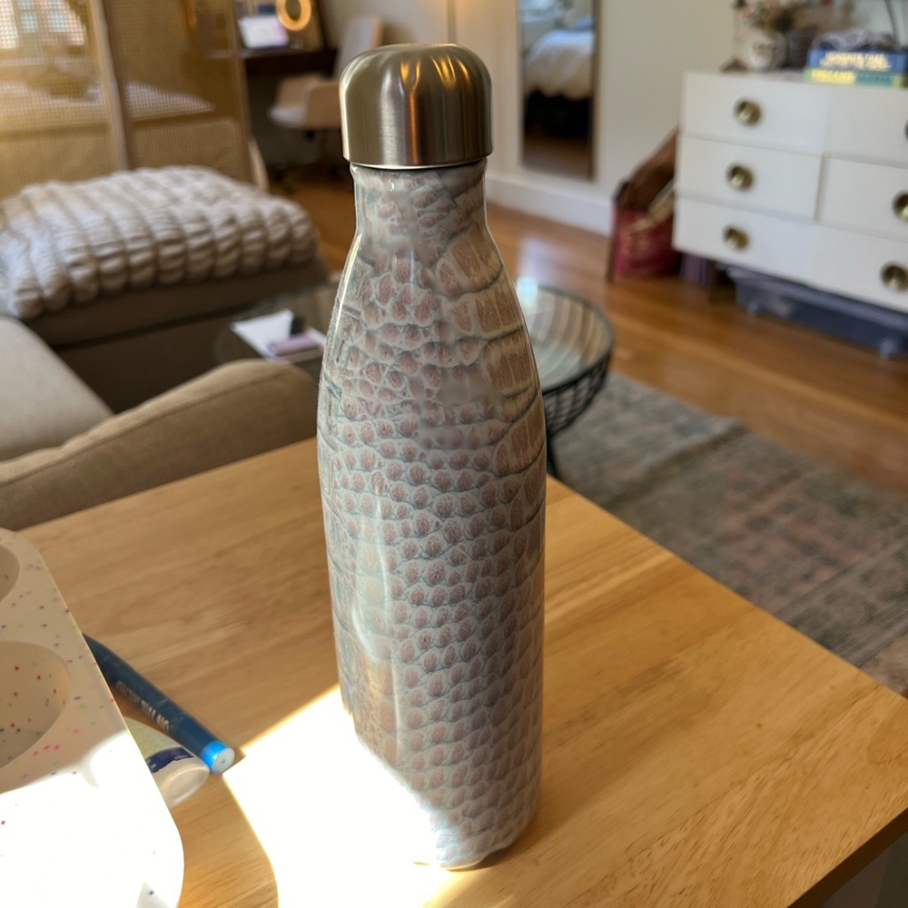 NEVER USED Swell XL snakeskin water bottle